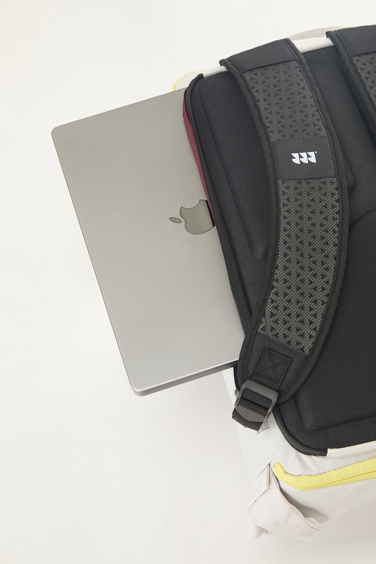 Alter/2 Backpack Taupe Imagen 5