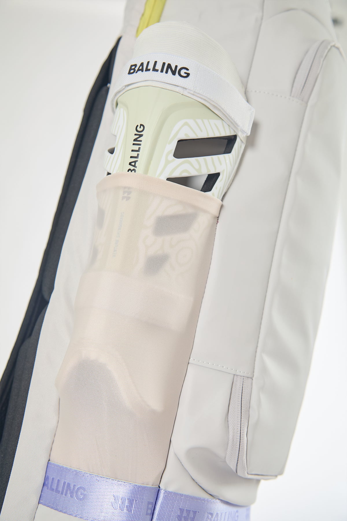 Alter/2 Medium Stickbag Taupe Imagen 6